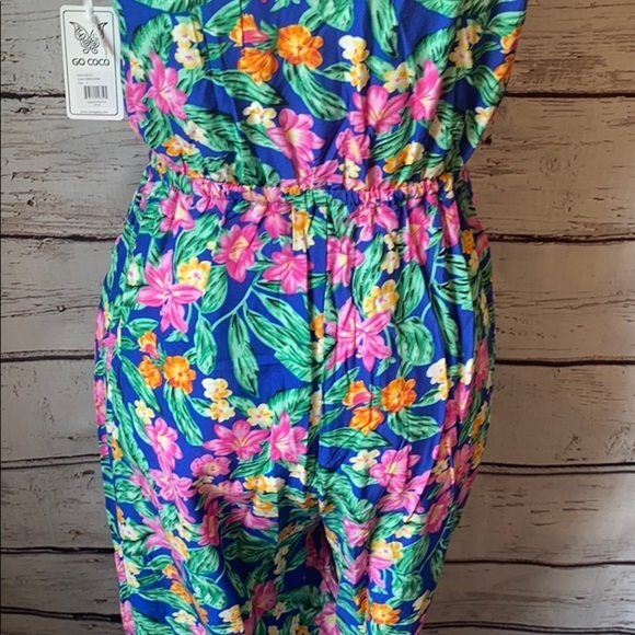 NWT GO COCO Small Hawaii Floral Vneck Jumpsuit - Picture 8 of 13